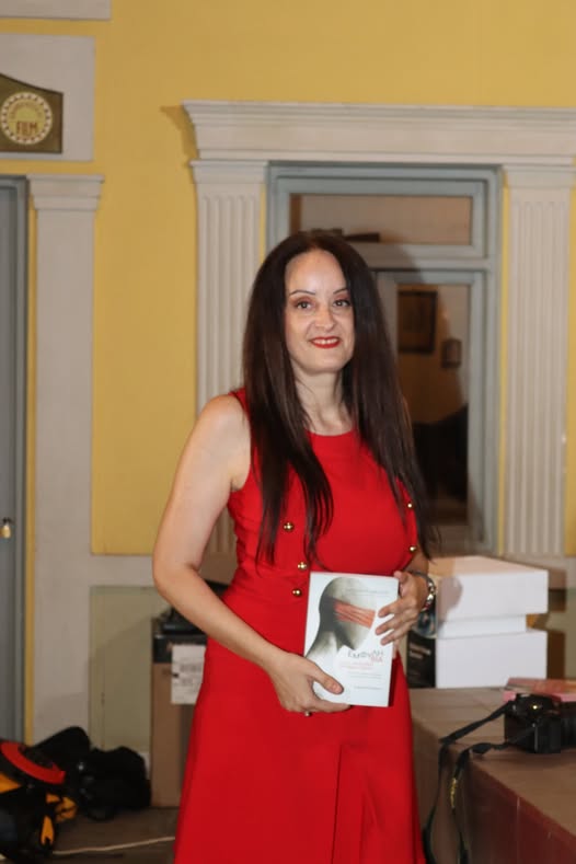 Ολοκλήρωση των σπουδών μου στο Τμήμα Δημόσιας Διοίκησης του Ελληνικού Ανοιχτού Πανεπιστημίου